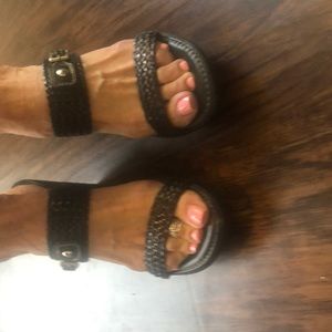 Italian Shoemakers black wedges